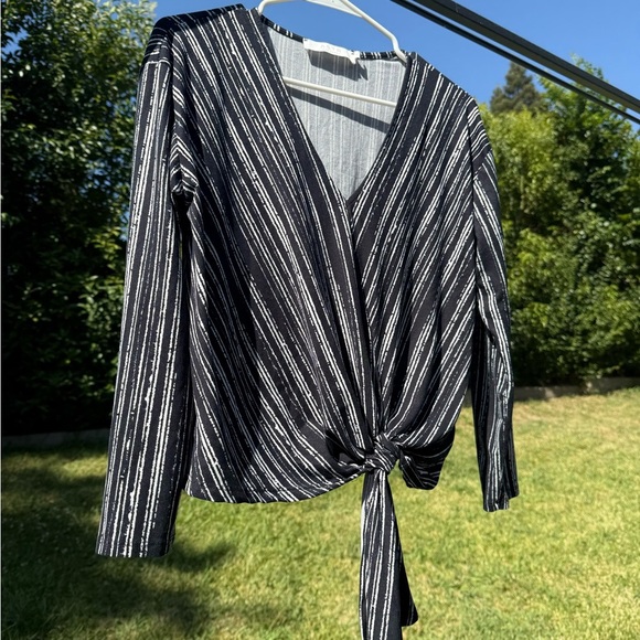 ASTR The Label Striped Ruched Tie
Front Top Size Small - Picture 10 of 10